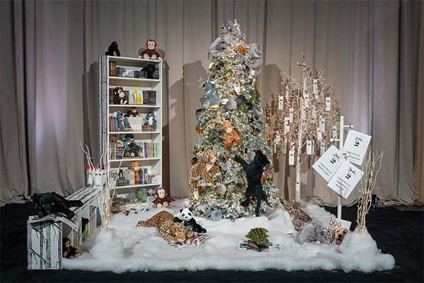 Story time at the Zoo Christmas tree decorated with zoo theme